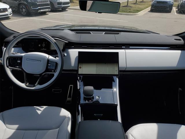 Photo of 2025 Santorini Black Land Rover Range Rover Sport