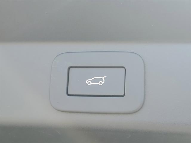 Photo of 2025 Santorini Black Land Rover Range Rover Sport