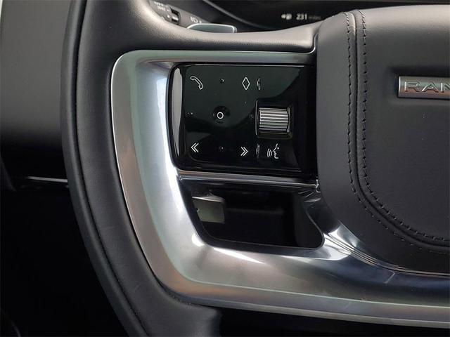 Photo of 2023 White Land Rover Range Rover