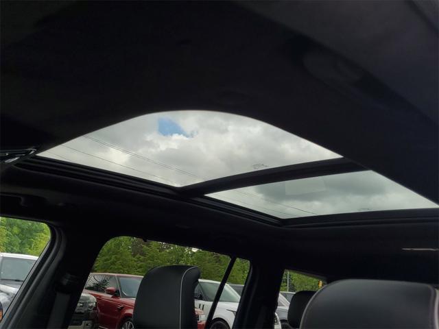 Photo of 2023 Silver Zynith Jeep Grand Cherokee L