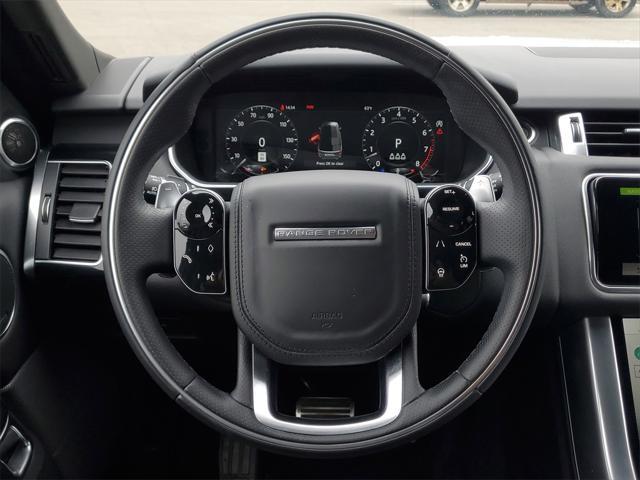 Photo of 2022 White Land Rover Range Rover Sport