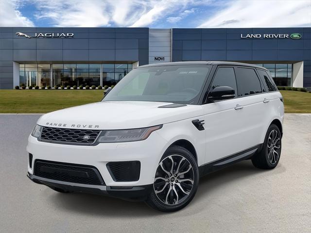 Photo of 2022 White Land Rover Range Rover Sport