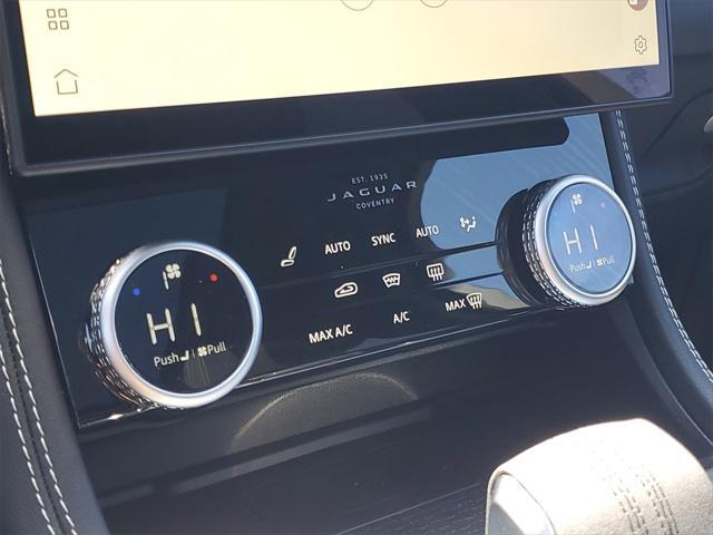 Photo of 2025 Fuji White Jaguar F-PACE