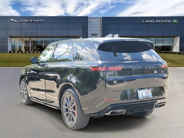 Photo of 2024 Santorini Black Metallic Land Rover Range Rover Sport