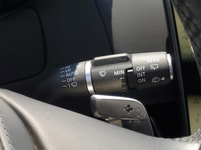 Photo of 2024 Santorini Black Metallic Land Rover Range Rover Sport