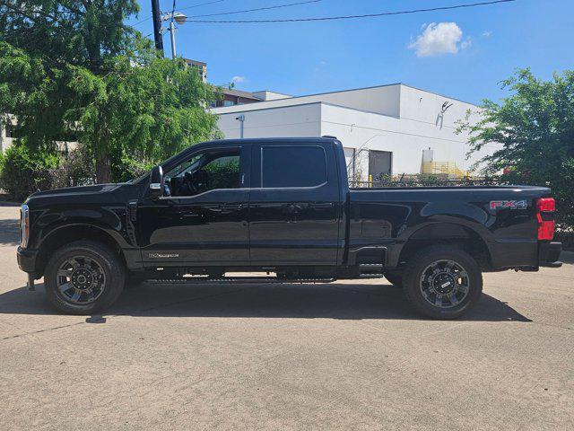 Photo of 2023 Agate Black Metallic Ford F-250
