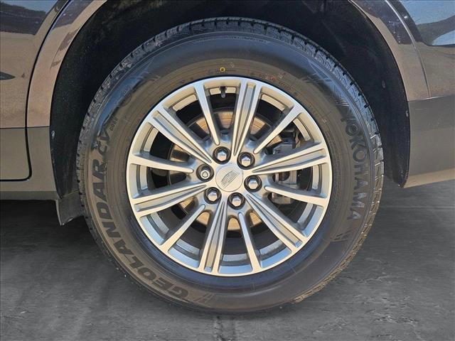 Photo of 2018 Dark Granite Metallic Cadillac XT5