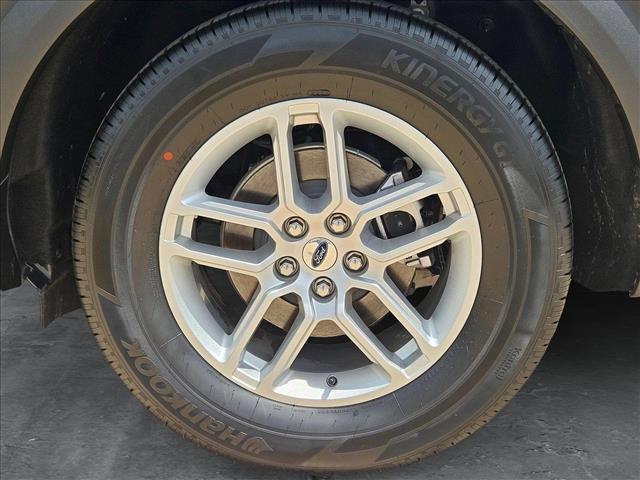 Photo of 2025 Vapor Blue Metallic Ford Explorer