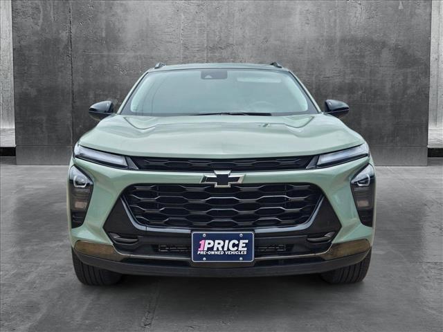Photo of 2025 Cacti Green Chevrolet Trax