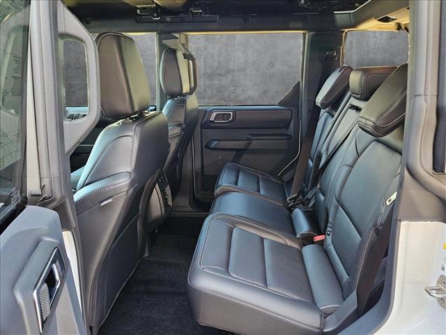 Photo of 2025 Oxford White Ford Bronco