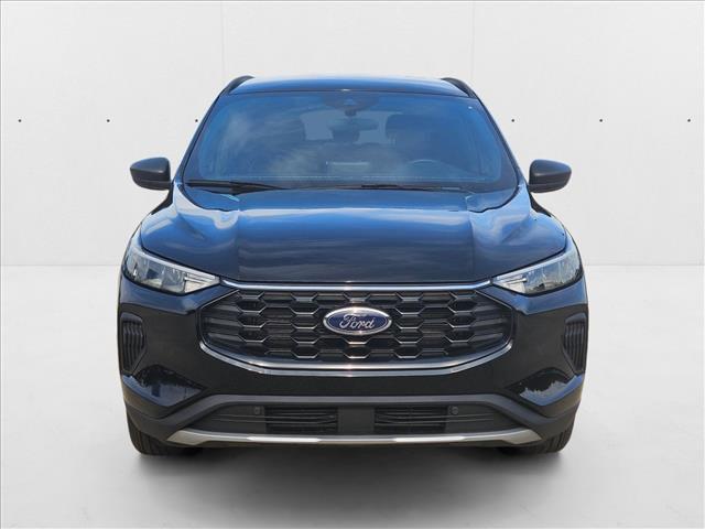 Photo of 2025 Agate Black Metallic Ford Escape