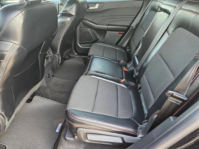 Photo of 2025 Agate Black Metallic Ford Escape