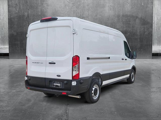 Photo of 2025 Oxford White Ford Transit-250