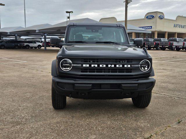 Photo of 2025 Shadow Black Ford Bronco