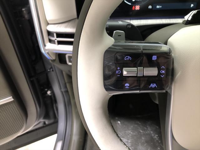Photo of 2025 Ecotronic Gray Matte Hyundai SANTA FE