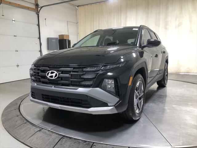 Photo of 2025 Phantom Black Hyundai TUCSON