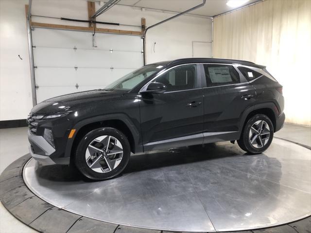 Photo of 2025 Phantom Black Hyundai TUCSON