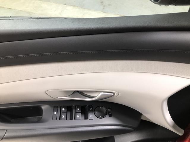 Photo of 2025 Ultimate Red Hyundai TUCSON