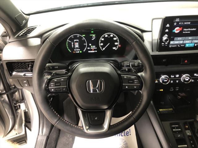 Photo of 2024 Lunar Silver Metallic Honda CR-V Hybrid