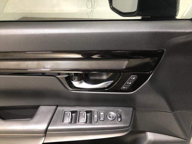 Photo of 2024 Lunar Silver Metallic Honda CR-V Hybrid