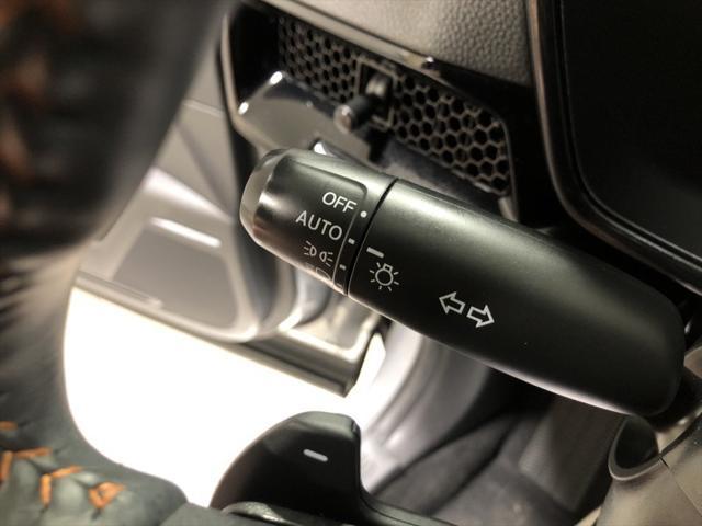 Photo of 2024 Lunar Silver Metallic Honda CR-V Hybrid