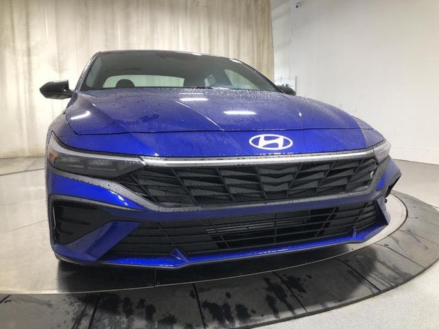 Photo of 2025 Intense Blue Hyundai ELANTRA