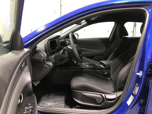 Photo of 2025 Intense Blue Hyundai ELANTRA