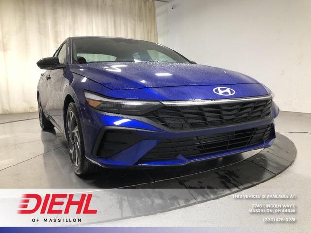 Photo of 2025 Intense Blue Hyundai ELANTRA