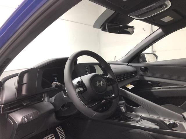 Photo of 2025 Intense Blue Hyundai ELANTRA