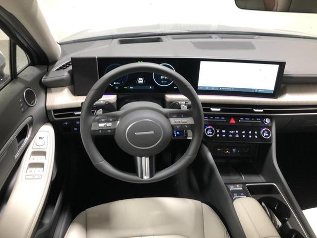 Photo of 2025 Transmission Blue Hyundai SONATA Hybrid