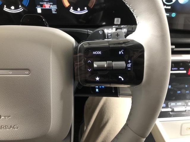 Photo of 2025 Hampton Gray Hyundai SANTA FE