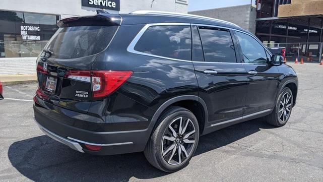 Photo of 2022 Crystal Black Pearl Honda Pilot