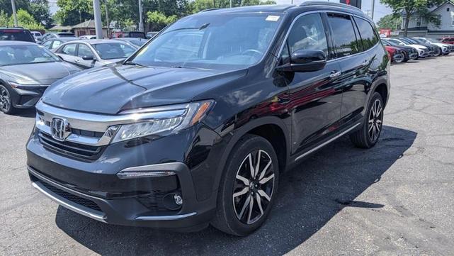 Photo of 2022 Crystal Black Pearl Honda Pilot