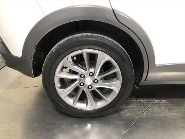 Photo of 2023 White Frost Tricoat Buick Encore GX