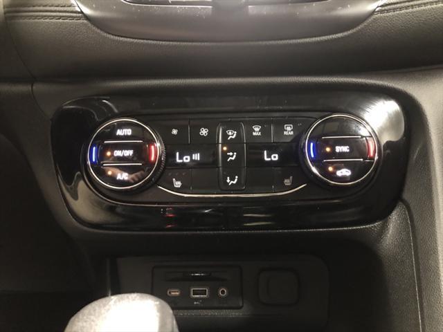 Photo of 2023 White Frost Tricoat Buick Encore GX