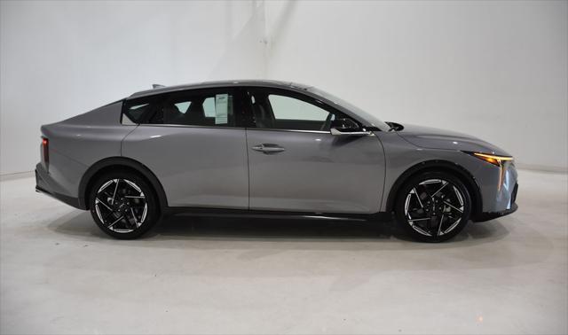 Photo of 2025 Steel Gray Kia K4