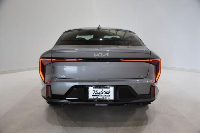 Photo of 2025 Steel Gray Kia K4