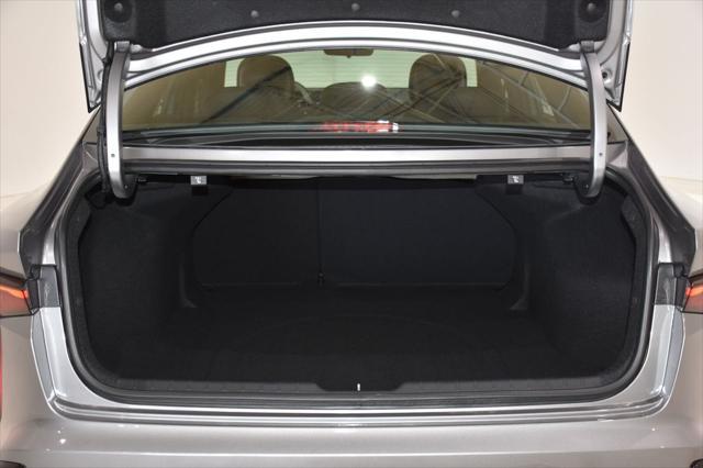 Photo of 2025 Steel Gray Kia K4