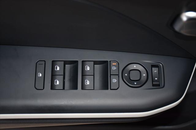 Photo of 2025 Steel Gray Kia K4