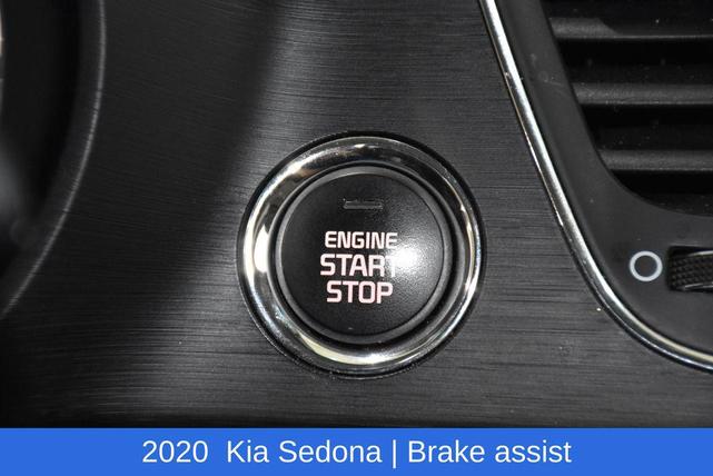 Photo of 2020 Snow White Pearl Kia Sedona