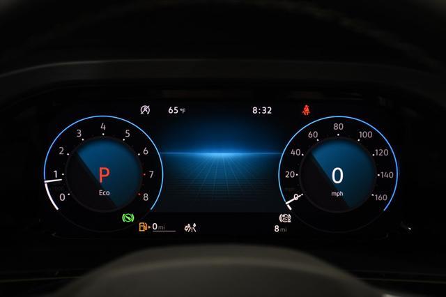Photo of 2025 Deep Black Pearl Volkswagen Atlas Cross Sport