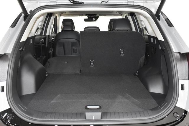 Photo of 2026 Wolf Gray Kia Sportage Hybrid