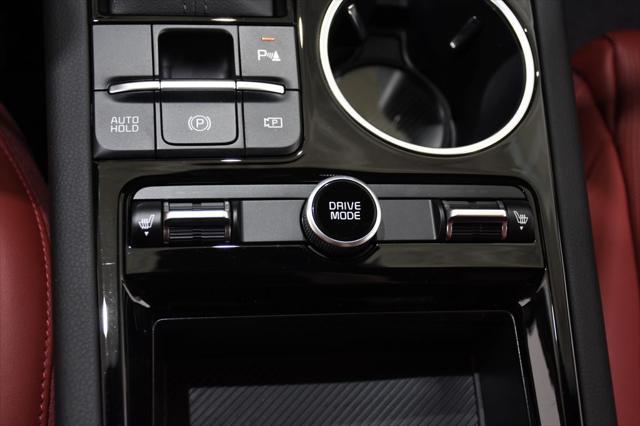 Photo of 2026 Snow White Pearl Kia K5