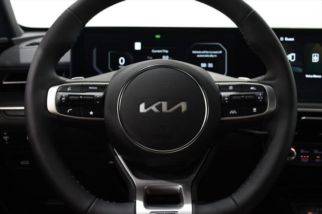 Photo of 2026 Steel Matte Gray Kia K5