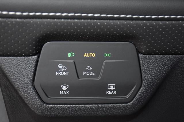 Photo of 2025 Pure Gray Volkswagen Atlas Cross Sport