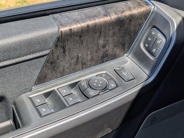 Photo of 2025 Star White Metallic Tri-Coat Ford F-250