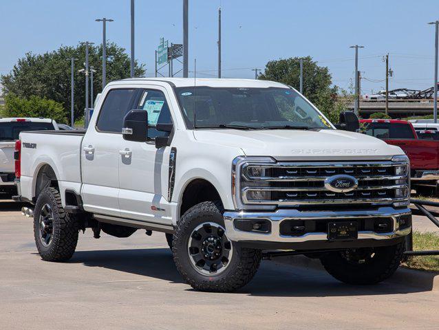 Photo of 2025 Star White Metallic Tri-Coat Ford F-250