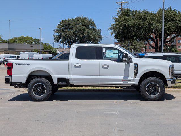 Photo of 2025 Star White Metallic Tri-Coat Ford F-250