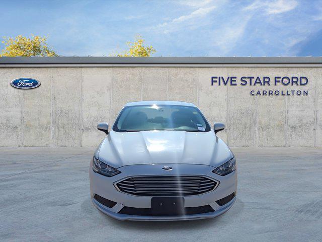 Photo of 2018 Oxford White Ford Fusion