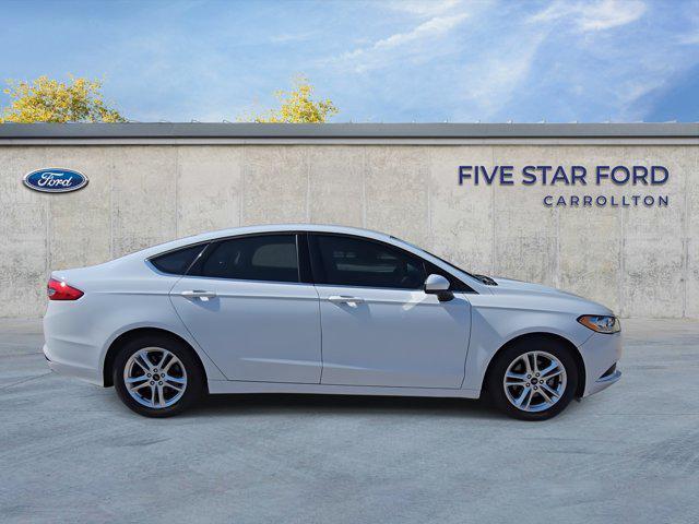 Photo of 2018 Oxford White Ford Fusion
